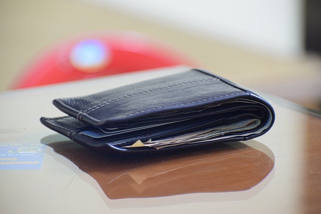 Lender, finance, business, credit, negotiation, bank