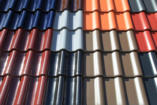 roofline,roof,shingle roof,tile roof,