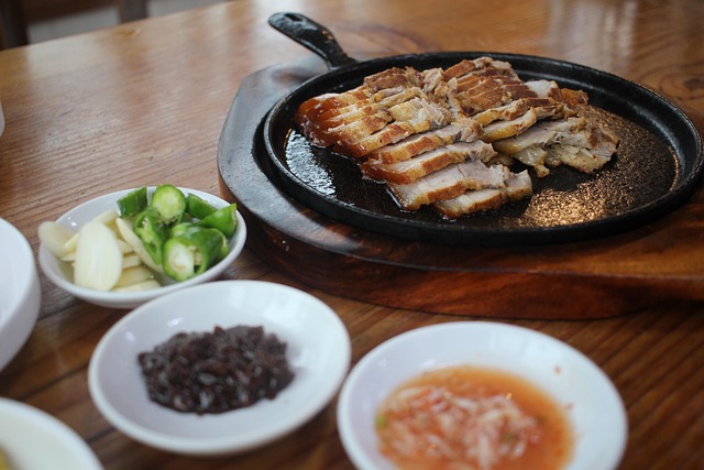 salad,sandwich,korean food,beer,wine,meal