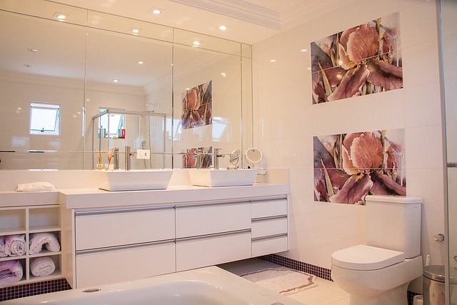 bathroom-shower-tile-moisture-grout-clea-640x480-34035656.jpeg