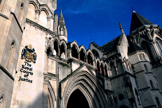 criminal-defense-lawyer-justice-court-or-640x480-14076524.jpeg