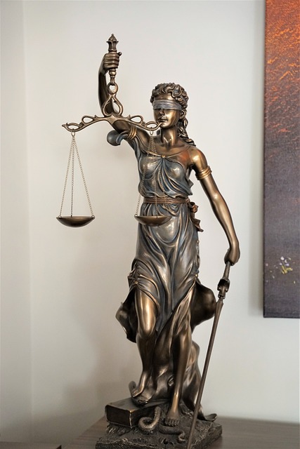 criminal-defense-lawyer-justice-court-or-640x480-48779919.jpeg