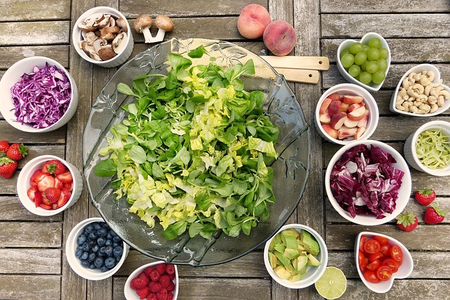 food-trucksaladsandwichitalian-foodbeerw-640x480-14885797.jpeg