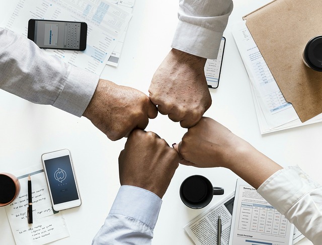 partner-selection-finance-business-coope-640x480-9156206.jpeg