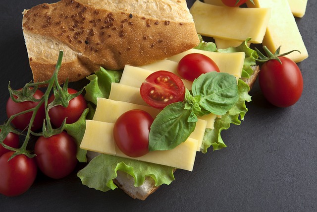 saladsandwichitalian-foodbeerwinemeal-640x480-18768185.jpeg
