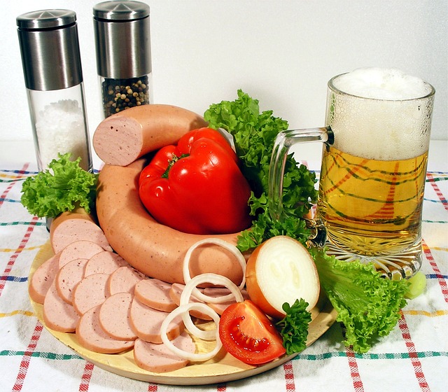 salad,sandwich,korean food,beer,wine,meal