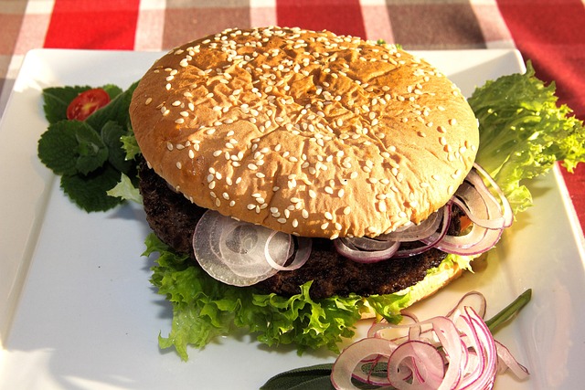 saladsandwichmediterranian-foodbeerwinem-640x480-48871747.jpeg