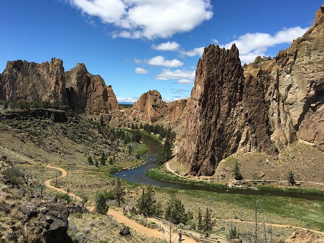 adventure-hiking-climbing-rafting-biking-640x480-43128399.jpeg