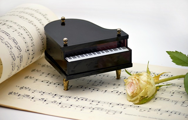 art-music-galleries-concerts-festivals-w-640x480-21350136.jpeg