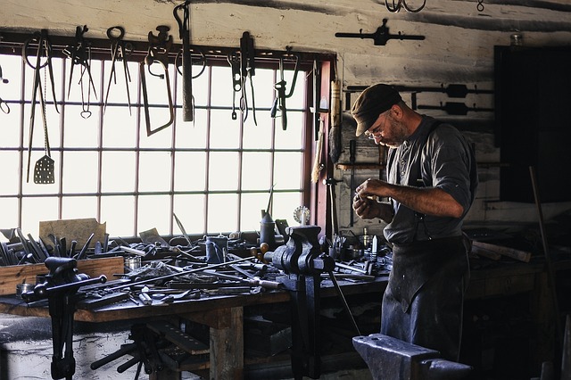 Explore Eugene’s Art & Technology Collaborations: A Creative Fusion
