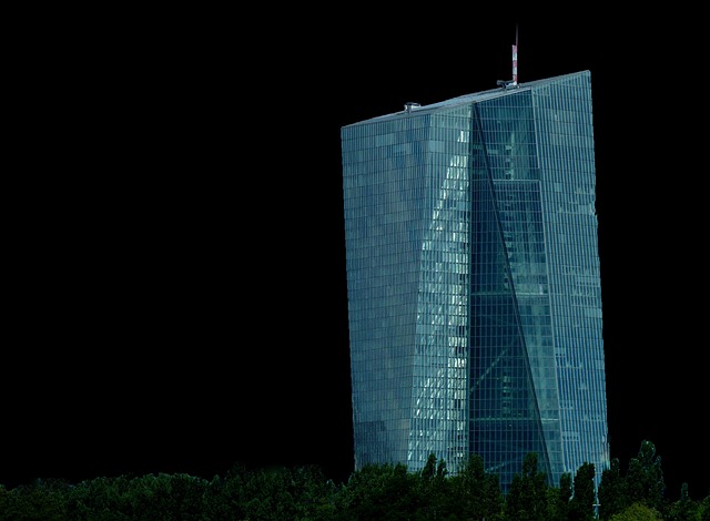 bankfinance-640x480-2707013.jpeg