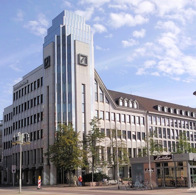 bank,finance