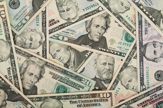 bankfinance-640x480-88365811.jpeg