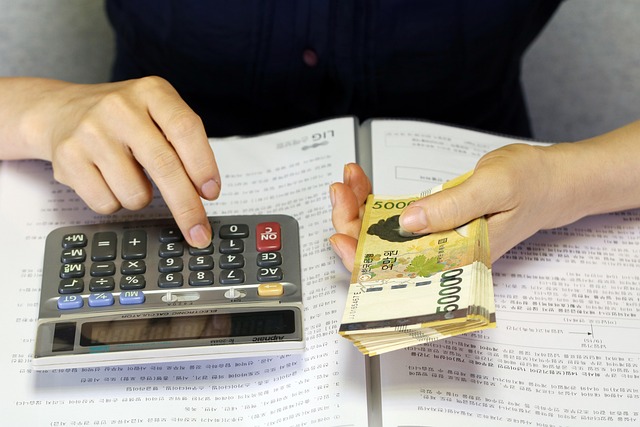 banks-lenders-loans-credit-finance-insti-640x480-88385290.jpeg