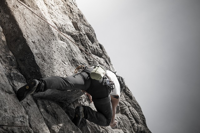 Optimal Times for Rock Climbing in Lane County: Gyms & Outdoor Spots Guide
