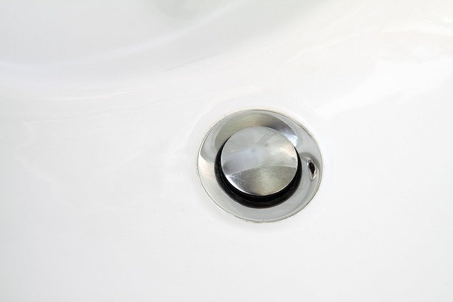 clog-drain-diy-plunger-snake-cleaning-640x480-89723205.jpeg