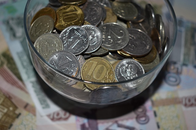 cost-analysis-finance-budget-expense-eva-640x480-70758402.jpeg