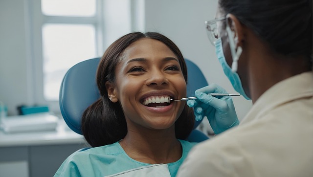 dentistsmilewhite-teeth-640x480-51468976.jpeg