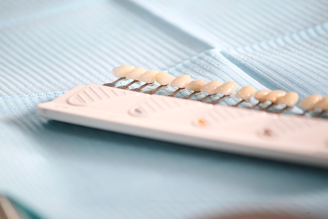 dentistsmilewhite-teeth-640x480-52541791.jpeg