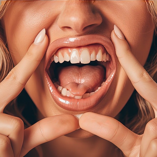 dentistsmilewhite-teeth-640x480-86988982.jpeg