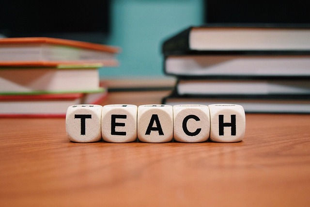 education-schools-teaching-students-oreg-640x480-26332365.jpeg