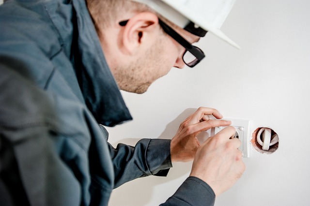 electrician,electric lights,lights,lamp,thermostat