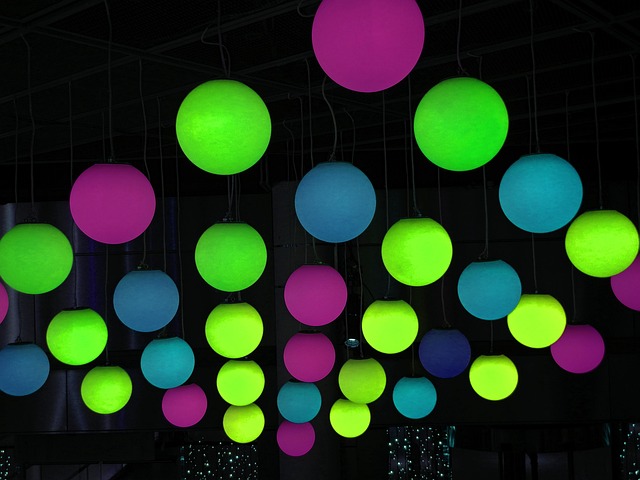 electricianelectric-lightslightslampther-640x480-74084.jpeg