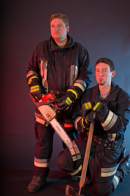 firefighter-hazmat-training-tanker-emerg-640x480-22314859.jpeg