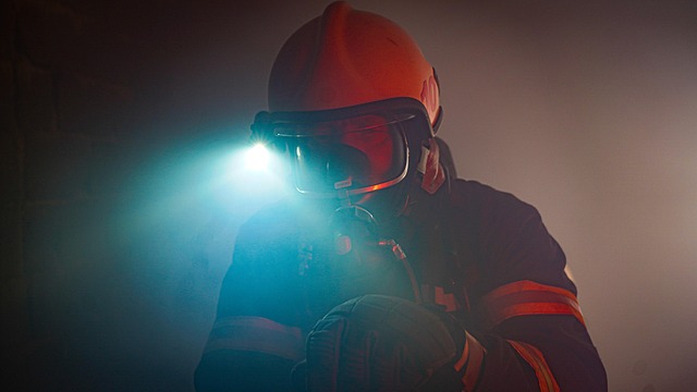 firefighter-hazmat-training-tanker-emerg-640x480-89687330.jpeg