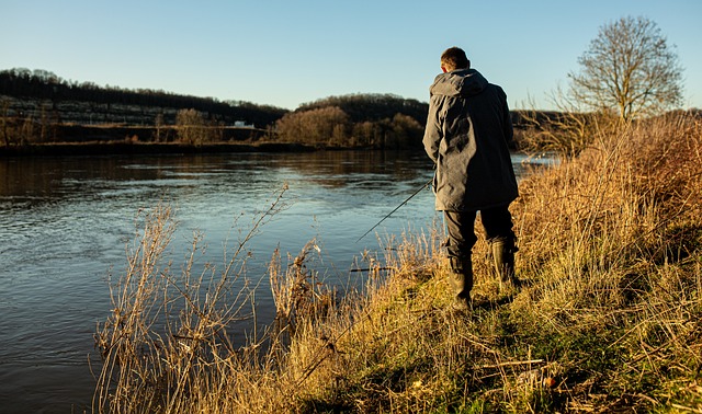 fishing-rivers-lakes-nature-outdoors-ang-640x480-89375570.jpeg