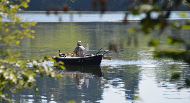 fishing-rivers-lakes-nature-outdoors-ang-640x480-9841359.jpeg