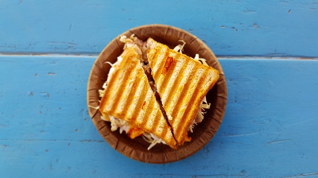 food-trucksaladsandwichitalian-foodbeerw-640x480-13619121.jpeg