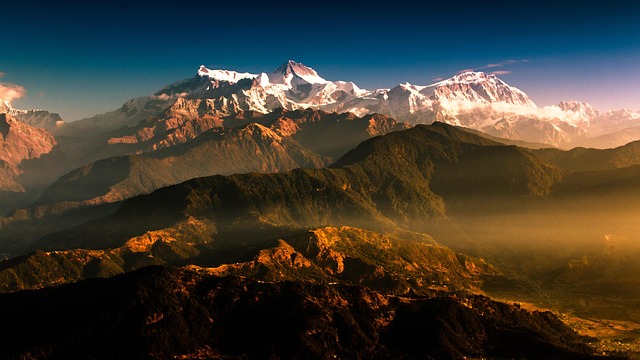 hiking-nature-trails-forest-mountains-ad-640x480-48130883.jpeg
