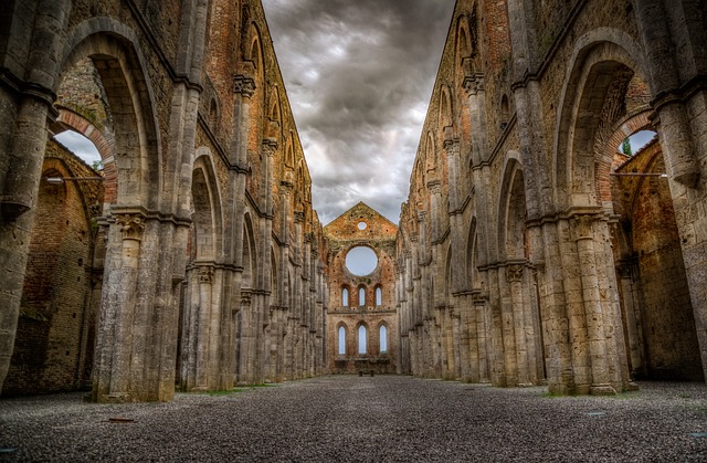 historic-landmarks-architecture-heritage-640x480-43583952.jpeg