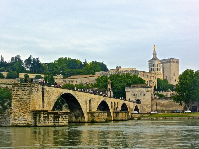 historic-landmarks-architecture-heritage-640x480-64626700.jpeg