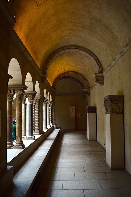 historic-landmarks-architecture-heritage-640x480-86606885.jpeg