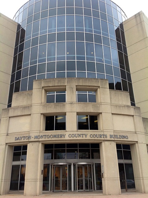 insights-attorney-courtroom-analysis-leg-640x480-55205146.jpeg
