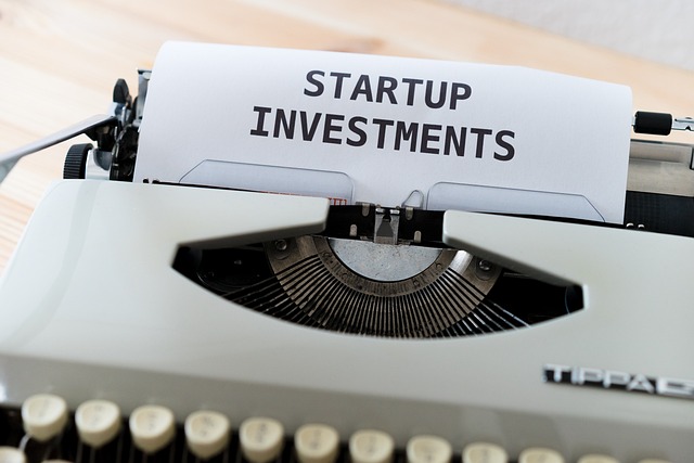 Invoices, finance, cash flow, funding, business, credit