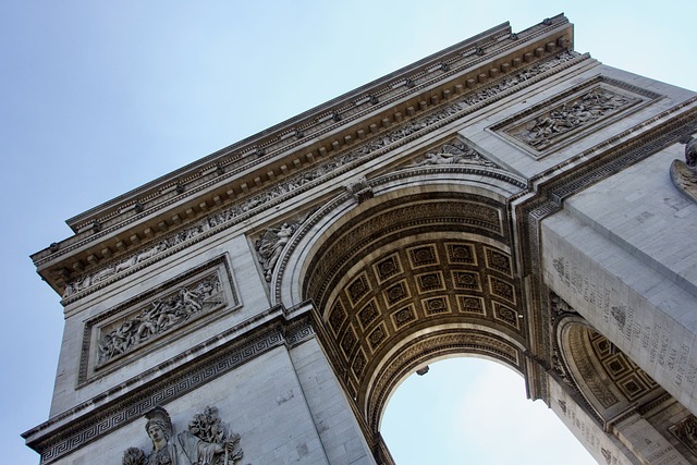 landmarks-historic-architecture-monument-640x480-31093938.jpeg