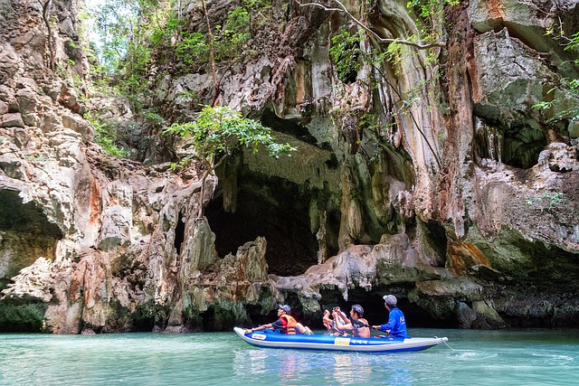 McKenzie, kayaking, river, adventure, nature, whitewater