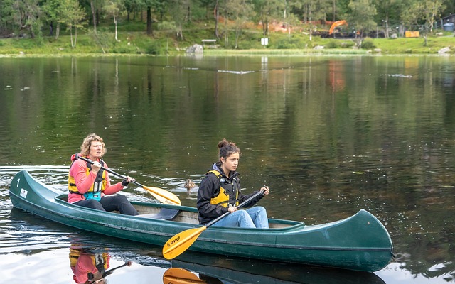mckenzie-kayaking-river-adventure-nature-640x480-80808041.jpeg