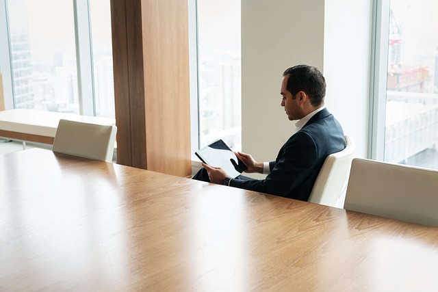 onboarding-hr-assistant-employee-virtual-640x480-73127019.jpeg