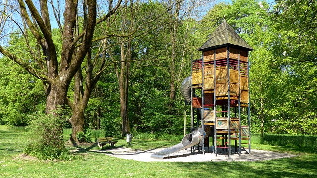 parks-nature-family-trails-picnic-playgr-640x480-89469731.jpeg