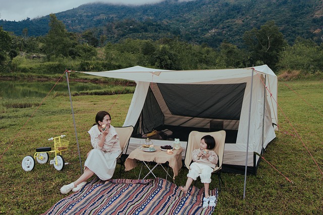 parks-nature-family-trails-picnic-playgr-640x480-90199032.jpeg