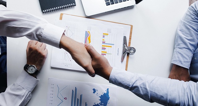 Strategically Choose Your PO Financing Partner: Expert Guide