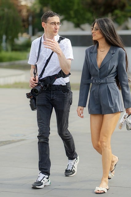 peopleyoung-manyoung-womancouple-640x480-23135776.jpeg