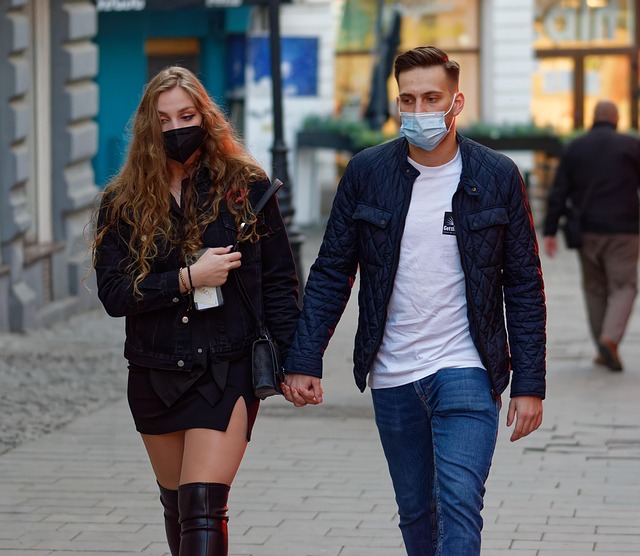 peopleyoung-manyoung-womancouple-640x480-2804757.jpeg