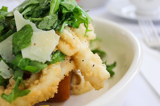 restaurants-dining-cuisine-food-brunch-v-640x480-95378826.jpeg