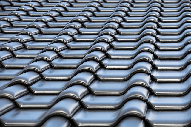 rooflineroofshingle-rooftile-roof-640x480-43042389.jpeg