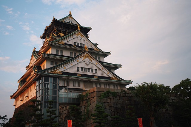 rooflineroofshingle-rooftile-roof-640x480-54907385.jpeg